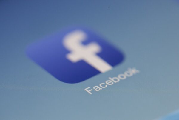 Meta julkaisee 6 päivitystä Facebook-ryhmiin